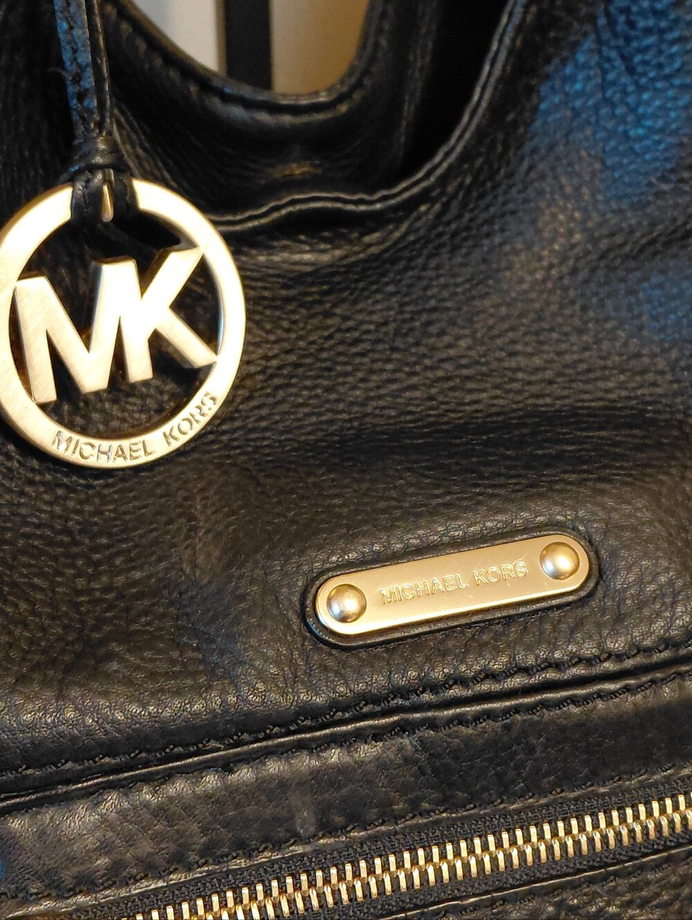 Michael Kors Austin Large Black Pebbled Leather Slouchy Hobo Bag - Picture 5 of 11